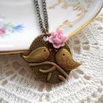 Kissing Couple Pendant - Bi..