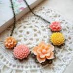 Flower Necklace - Peach Yel..