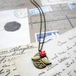 Kissing Couple Pendant - Bi..