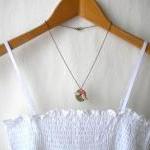 Kissing Couple Pendant - Bi..